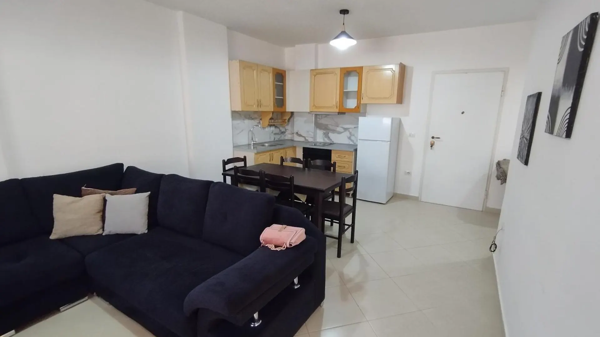 Apartment Hergi Apartament Vlore